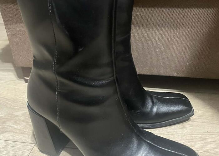 Grajewo ogłoszenia: Sprzedam botki, rozmiar 38, stan bardzo dobry